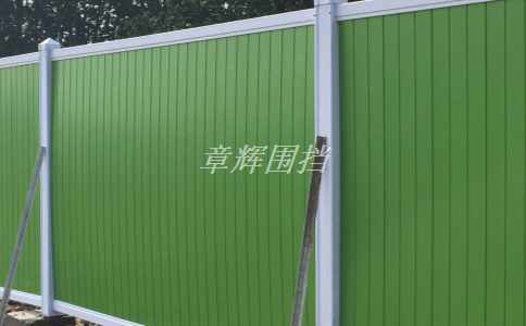 簡易圍擋在寒冷氣候條件下是否能承受一定的外部力量？（簡易圍擋的抗壓能力分析）