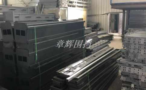 簡(jiǎn)易圍擋在戶外廣告牌搭建中的使用效果如何？（戶外廣告牌中簡(jiǎn)易圍擋的應(yīng)用案例介紹）